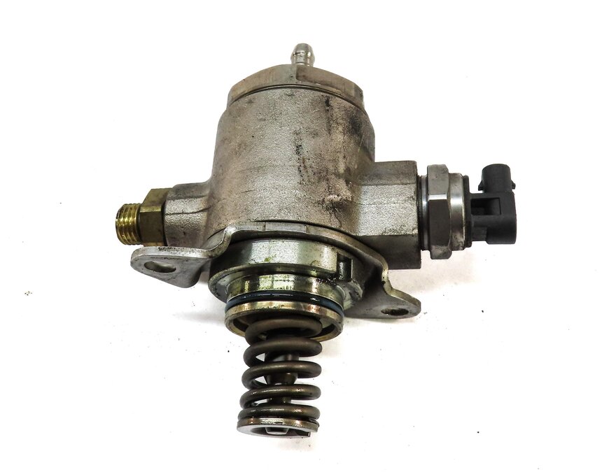 Thumbnail 5: 2011-2018 VW / AUDI A4 A6 Q3 TT - 2.0L TURBO ENGINE HIGH PRESSURE FUEL PUMP