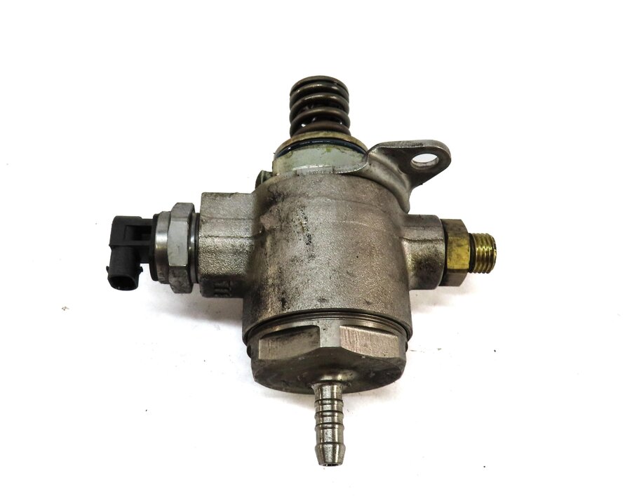 Thumbnail 6: 2011-2018 VW / AUDI A4 A6 Q3 TT - 2.0L TURBO ENGINE HIGH PRESSURE FUEL PUMP