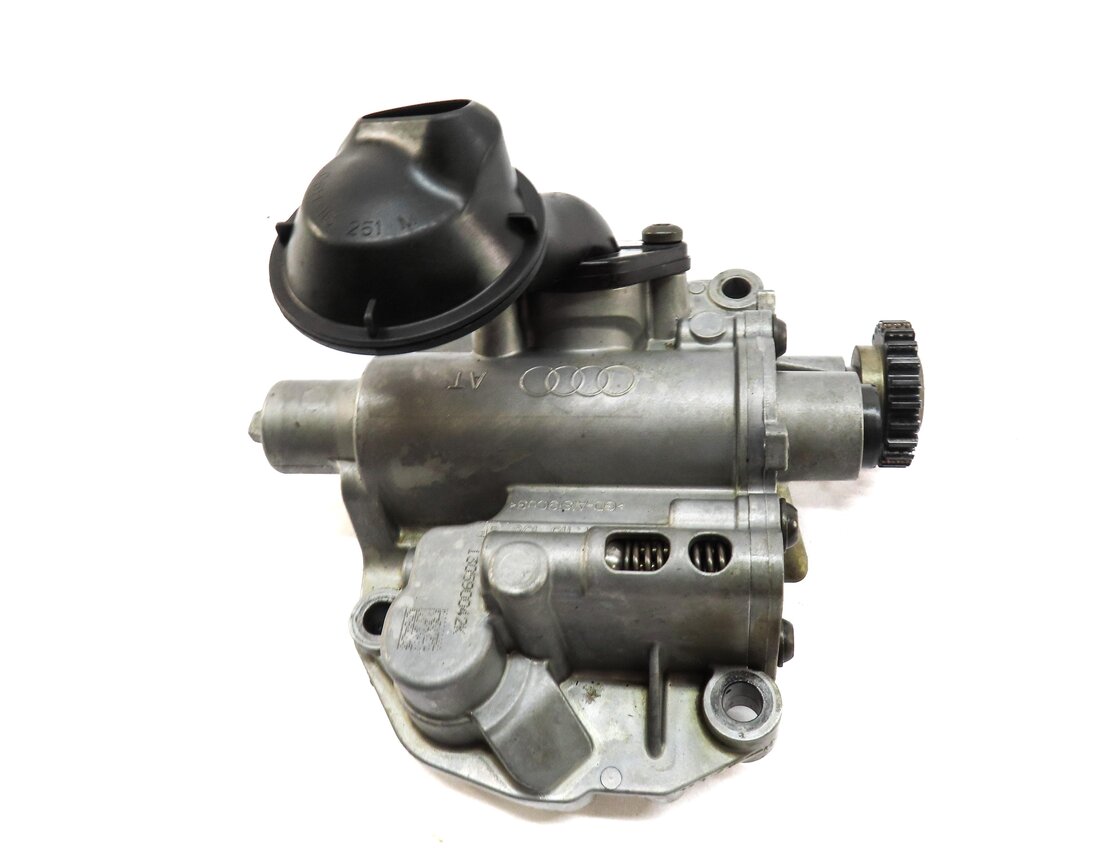 Thumbnail 3: 2013 AUDI A6 (C7) 2.0L TURBO CAEB ENGINE OIL PUMP 06H115105BF 06H115121S