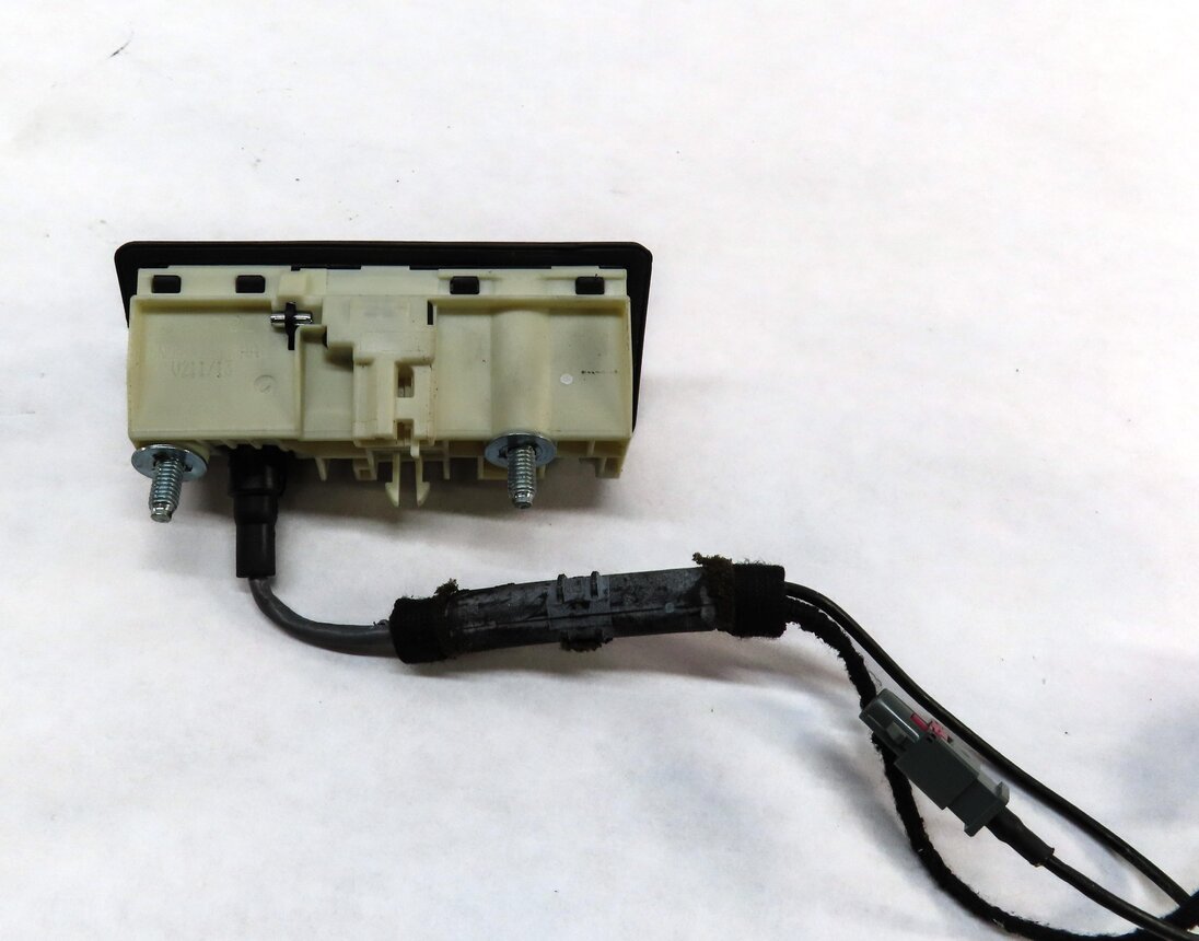 Thumbnail 4: 2012-2018 AUDI A6 S6 A7 S7 RS7 (C7) REAR TRUNK RELEASE HANDLE w/ BACKUP CAMERA
