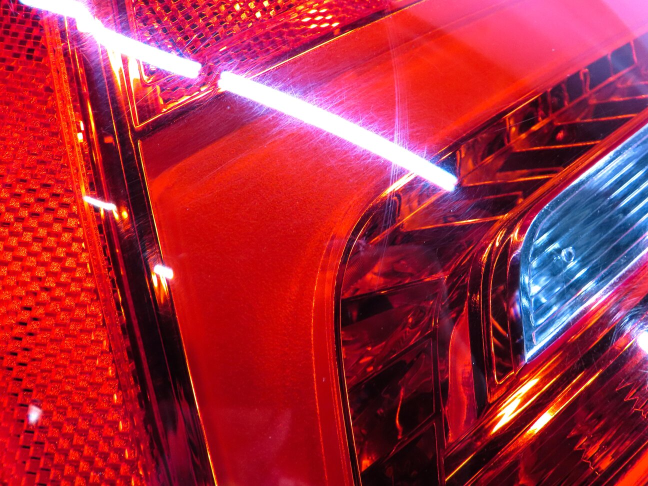 Thumbnail 6: 2012-2015 AUDI A6 S6 (C7) RIGHT PASSENGER OUTER TAILLIGHT BRAKE LIGHT LAMP (LED)