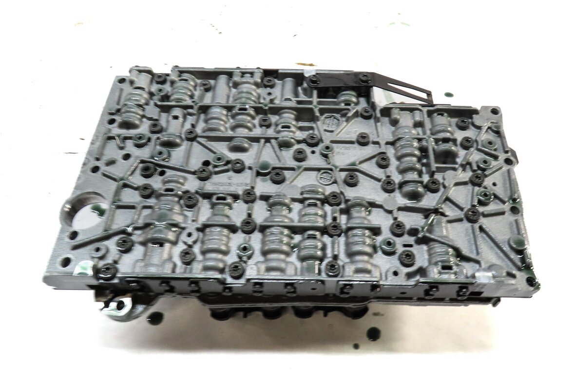 Thumbnail 5: 12-15 MERCEDES C250 C350 SLK250 SLK350 (R172 W204) TRANSMISSION VALVE BODY BLOCK