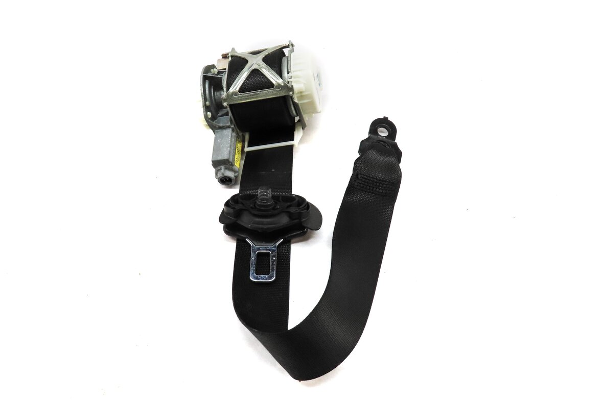 Thumbnail 2: 12-14 MERCEDES C-CLASS W204 SEDAN FRONT LEFT DRIVER SEATBELT RETRACTOR (BLACK)