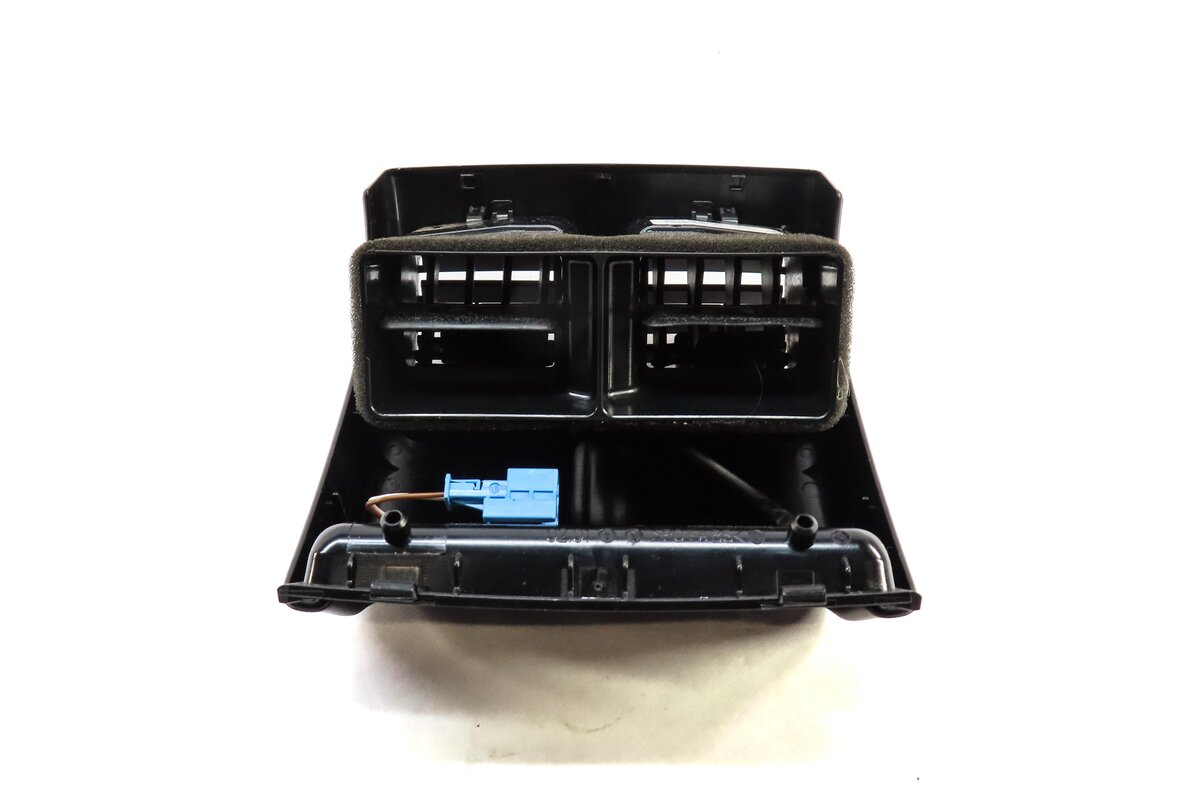 Thumbnail 5: 2014 MERCEDES C250 SEDAN (W204) REAR CENTER CONSOLE HEATER A/C AIR VENT (BLACK)