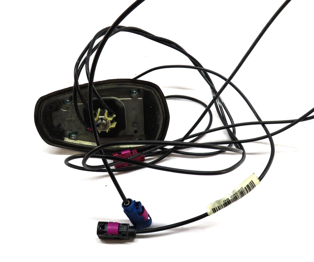 Thumbnail 5: 2014 MERCEDES C250 SEDAN (W204) ROOF SHARK FIN ANTENNA w/ CABLES (BLACK 040U)