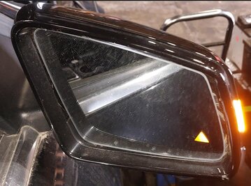 Thumbnail 2: 12-15 MERCEDES C CLASS W204 RIGHT HEATED MEMORY AUTODIM BLIND DOOR MIRROR BLACK