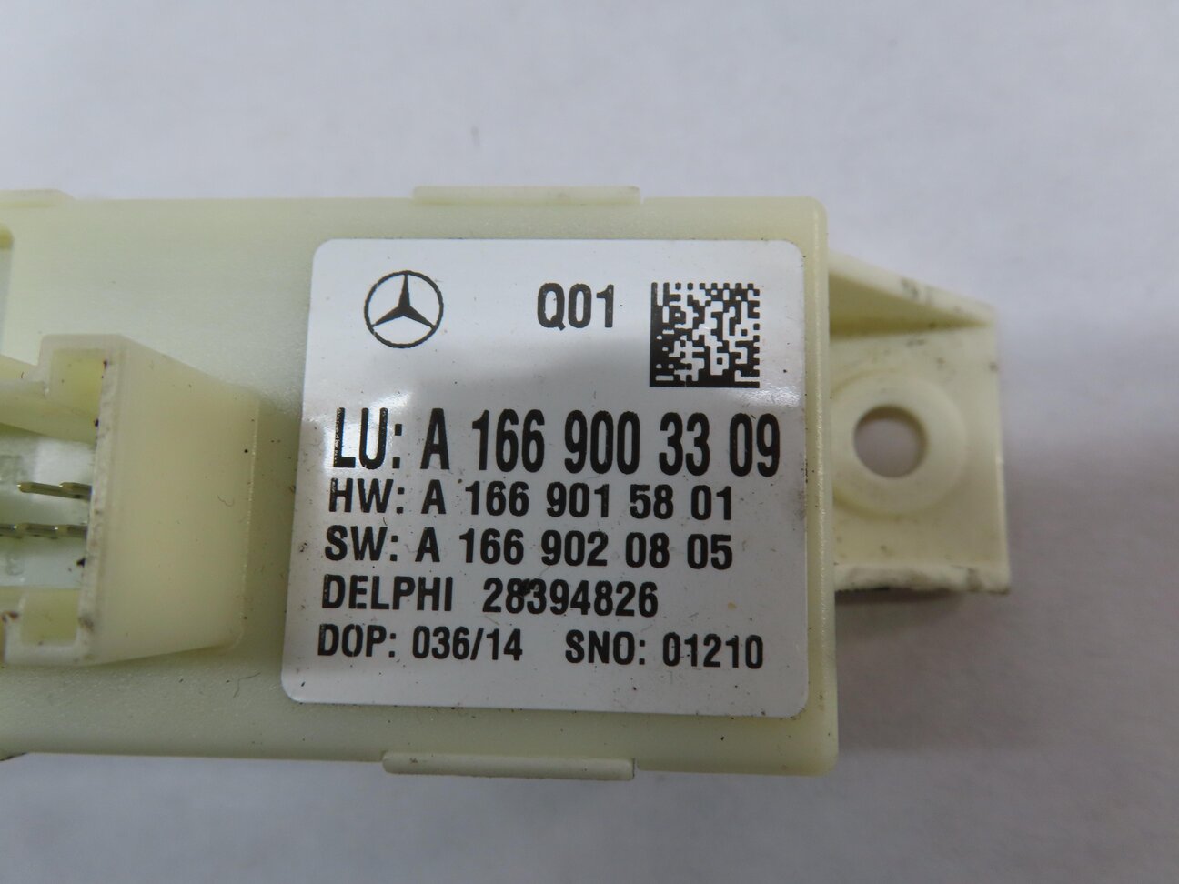 Thumbnail 4: 13-16 MERCEDES C300 C350 GL350 GL450 (X166) XENON HEADLIGHT RANGE CONTROL MODULE