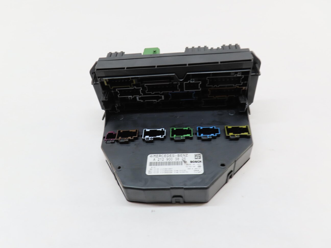 Thumbnail 3: 2014 MERCEDES C250 SEDAN W204 FRONT SIGNAL ACQUISITION MODULE SAM FUSE RELAY BOX