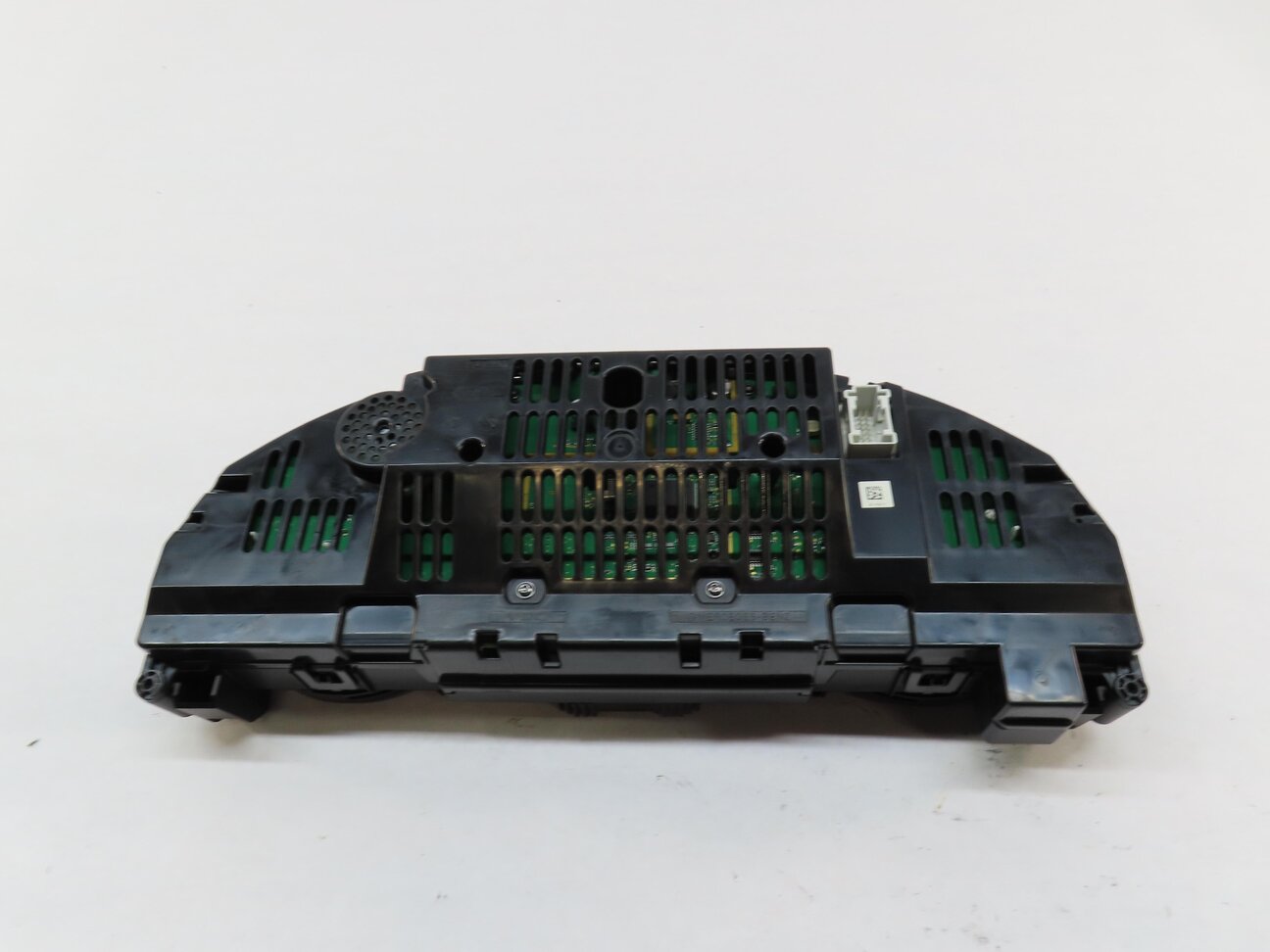 Thumbnail 5: 2014-2015 MERCEDES C CLASS (W204) SPEEDOMETER INSTRUMENT CLUSTER MPH (110k)