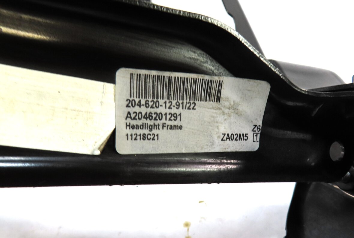 Thumbnail 5: 2014 MERCEDES C250 SEDAN (W204) RIGHT PASSENGER HEADLIGHT MOUNT BRACKET FRAME