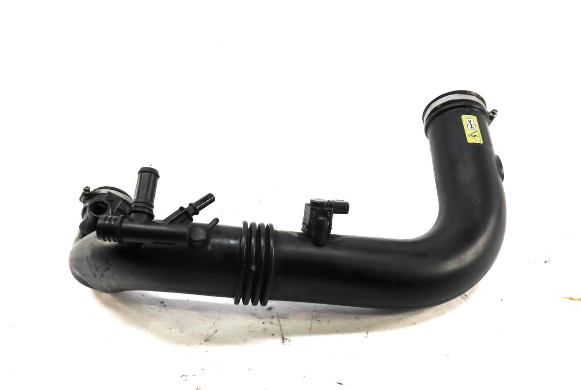 Thumbnail 3: 14 MERCEDES C250 W204 1.8L TURBO M271 ENGINE AIR INTAKE DUCT HOSE PIPE w/ SENSOR