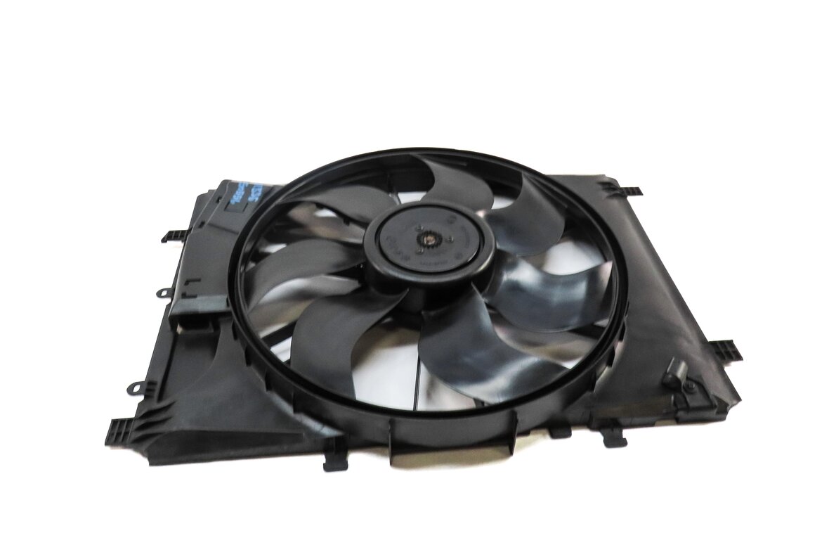 Thumbnail 1: 08-17 MERCEDES B C E CLA CLS GLK SLK (C207 W204 X204 W212) RADIATOR COOLING FAN