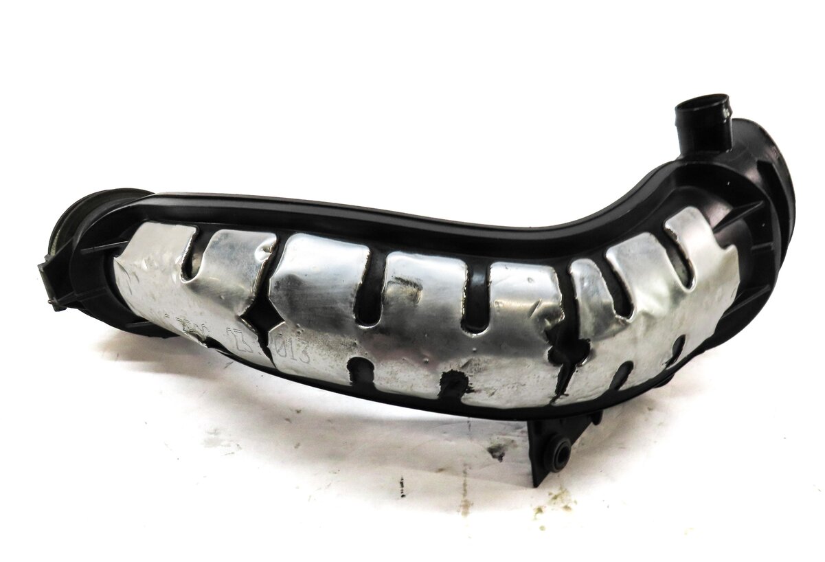 Thumbnail 4: 2013 LAND RANGE ROVER EVOQUE (L538) 2.0L TURBO ENGINE INTERCOOLER PIPE HOSE