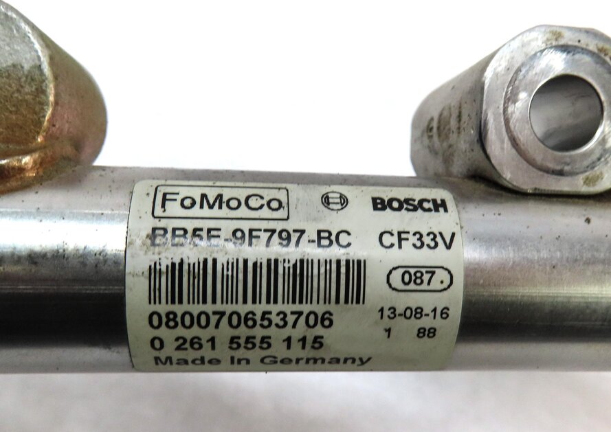 Thumbnail 6: 2013 LAND RANGE ROVER EVOQUE (L538) 2.0L TURBO ENGINE FUEL RAIL w/ SENSOR