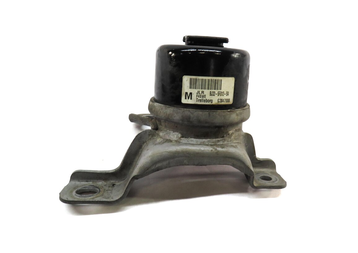 Thumbnail 3: 2013 LAND RANGE ROVER EVOQUE (L538) 2.0L TURBO ENGINE RIGHT MOTOR MOUNT BRACKET