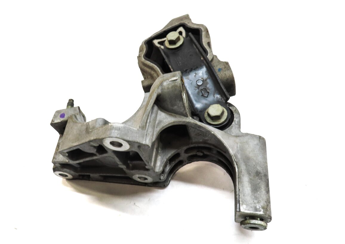 Thumbnail 3: 2013 LAND RANGE ROVER EVOQUE (L538) 2.0L TURBO ENGINE RIGHT MOTOR MOUNT BRACKET