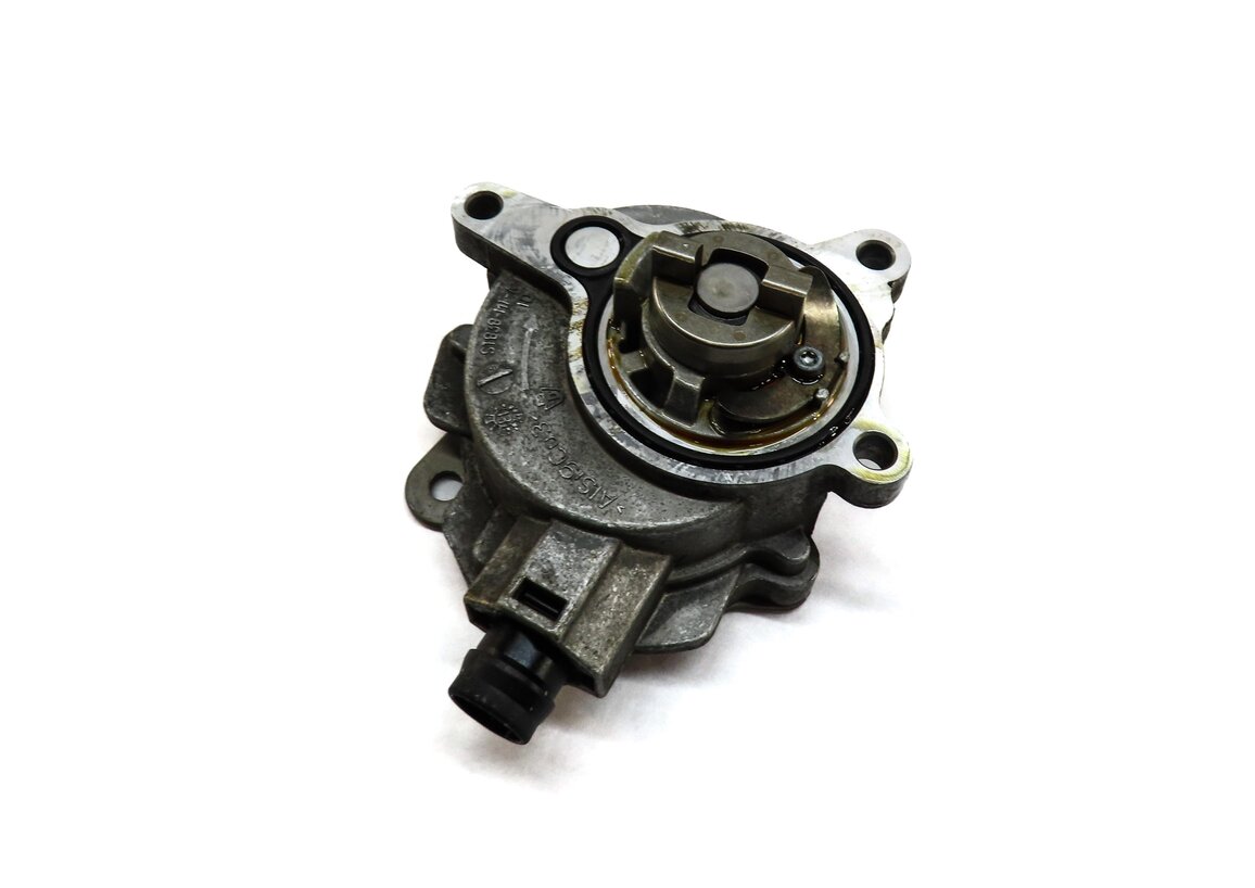 12-17 JAGUAR XE XF / RANGE ROVER EVOQUE DISCOVERY LR2 - 2.0L BRAKE VACUUM PUMP