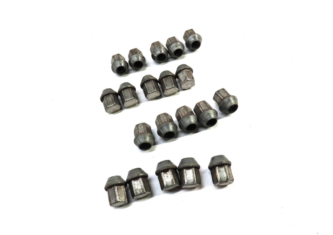 Thumbnail 3: 2008-2020 LAND ROVER LR2 DISCOVERY SPORT RANGE ROVER EVOQUE VALAR LUG NUT SET/20