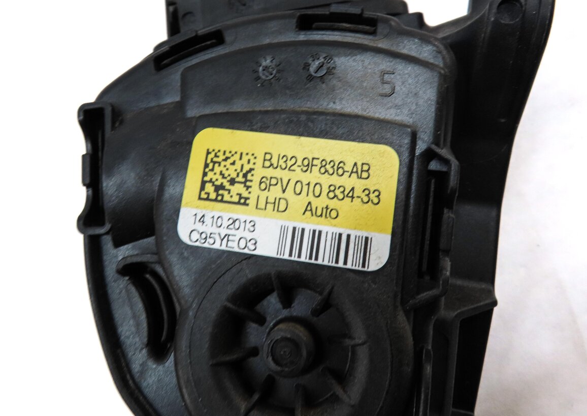 Thumbnail 5: 2013 LAND RANGE ROVER EVOQUE (L538) THROTTLE ACCELERATOR GAS PEDAL BJ329F836AB