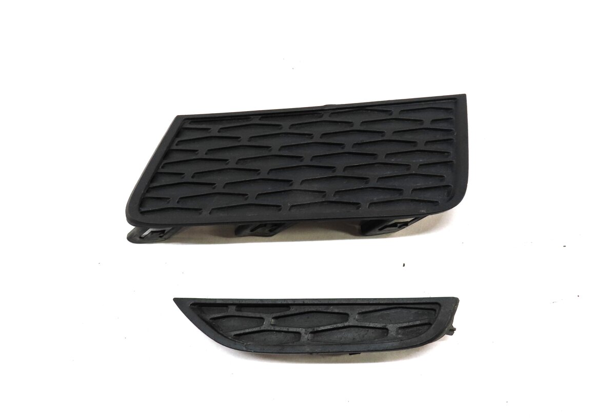 Thumbnail 2: 2013 LAND RANGE ROVER EVOQUE (L538) FRONT LEFT BUMPER FOG LIGHT TRIM SET (BLACK)