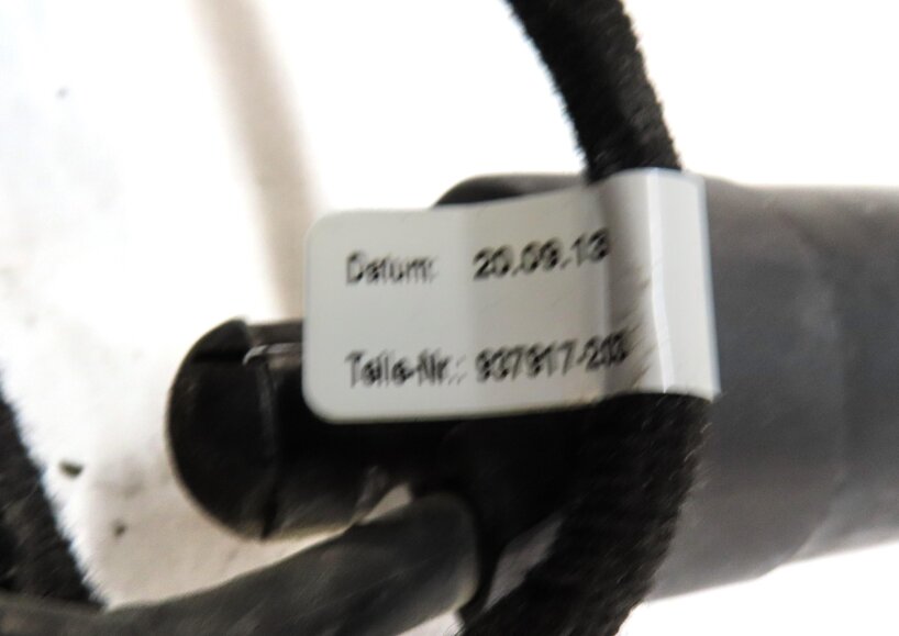 Thumbnail 7: 2012-2019 RANGE ROVER EVOQUE (L538) LEFT & RIGHT ELECTRIC TRUNK SHOCK STRUT SET