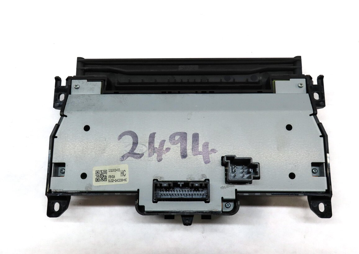 Thumbnail 5: 12-13 RANGE ROVER EVOQUE (L538) HEATER A/C TEMPERATURE CONTROL w/ HEATED SEAT