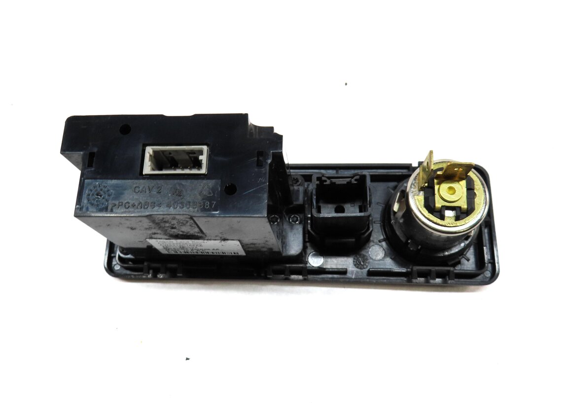 Thumbnail 4: 2013 LAND RANGE ROVER EVOQUE L538 AUXILIARY AUX USB iPOD INPUT JACK SWITCH PANEL
