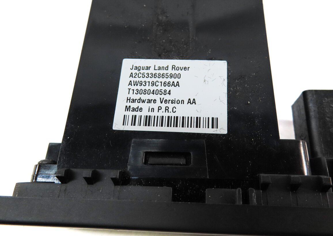 Thumbnail 5: 2013 LAND RANGE ROVER EVOQUE L538 AUXILIARY AUX USB iPOD INPUT JACK SWITCH PANEL