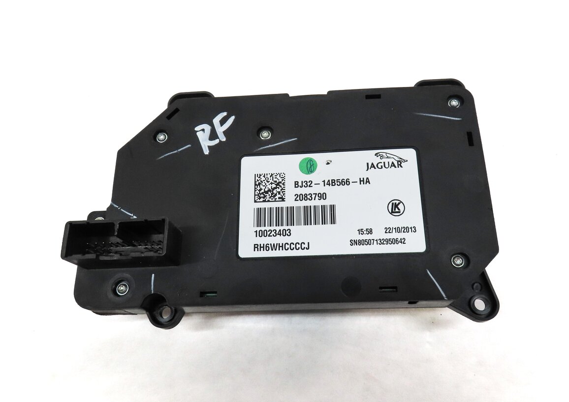 Thumbnail 4: 2013 LAND RANGE ROVER EVOQUE L538 FRONT RIGHT PASSENGER SEAT ADJUST SWITCH BLACK