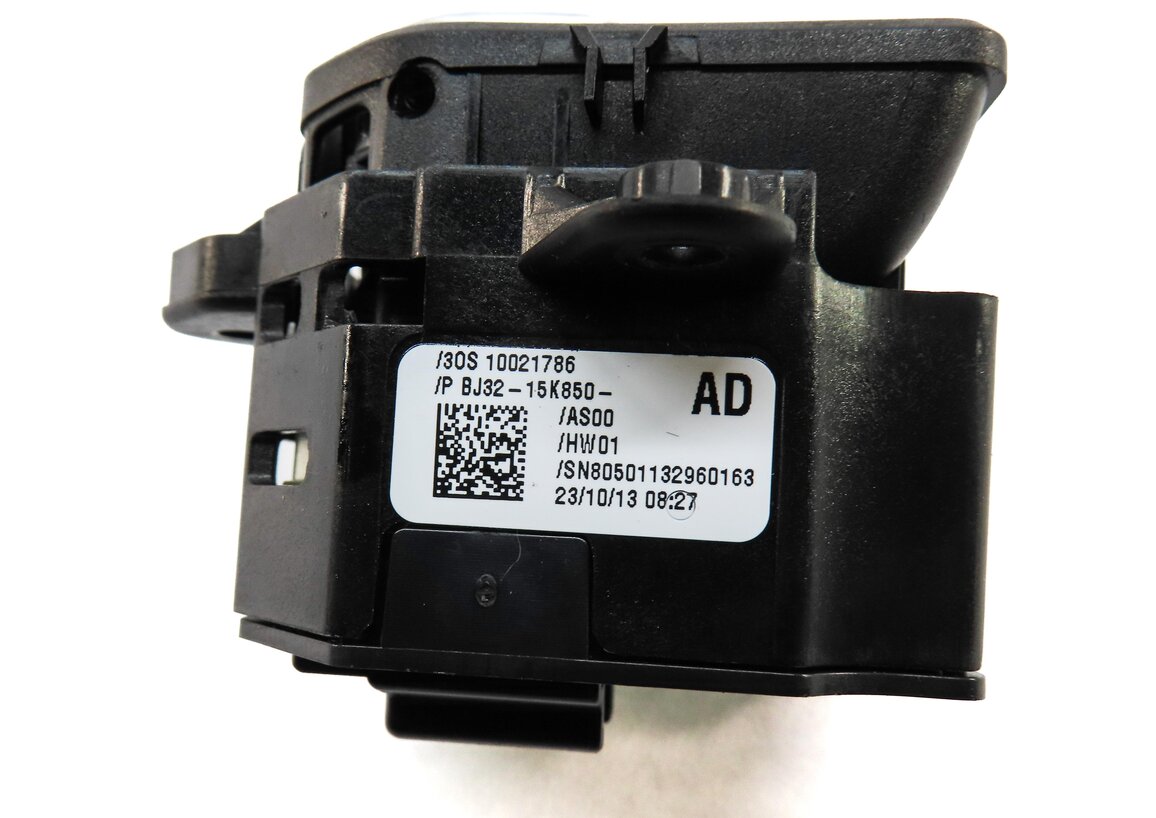 Thumbnail 5: 2013 LAND RANGE ROVER EVOQUE (L538) EMERGENCY HILL PARKING E-BRAKE SWITCH BUTTON