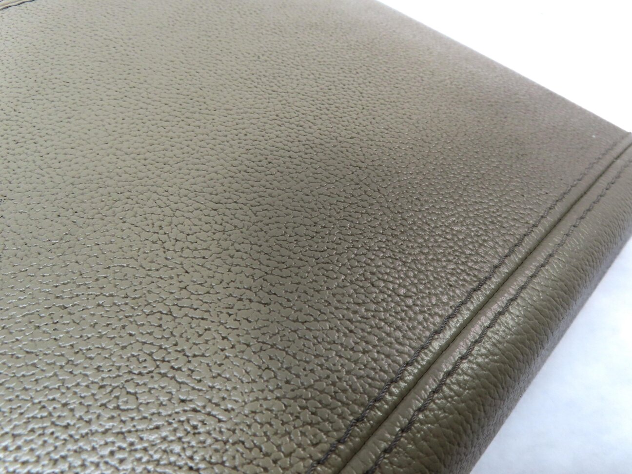 Thumbnail 7: 2012-2015 RANGE ROVER EVOQUE (L538) FRONT CENTER CONSOLE ARMREST LID (ALMOND)