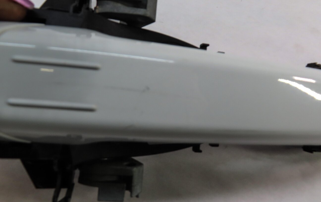 Thumbnail 6: 12-19 RANGE ROVER SPORT EVOQUE (L405 L494 L538) RIGHT FRONT DOOR HANDLE (WHITE)