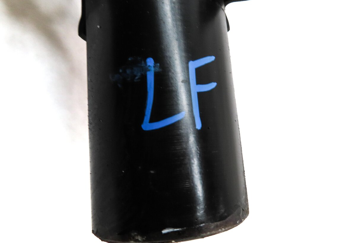 Thumbnail 8: 12-19 RANGE ROVER EVOQUE L538 FRONT LEFT & RIGHT STANDARD SUSPENSION SHOCK STRUT