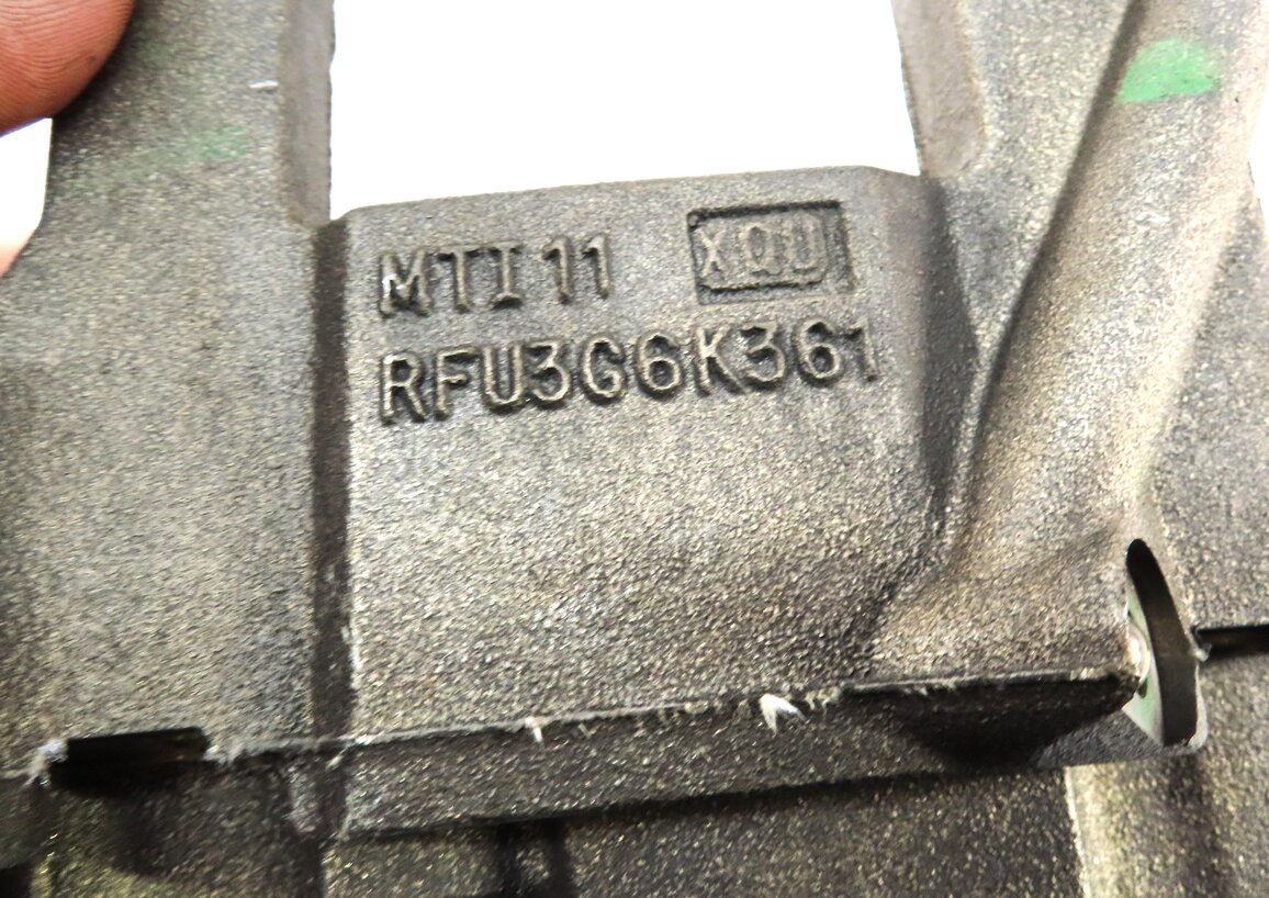 Thumbnail 6: 2013 LAND RANGE ROVER EVOQUE (L538) 2.0L TURBO ENGINE BALANCE SHAFT ASSEMBLY