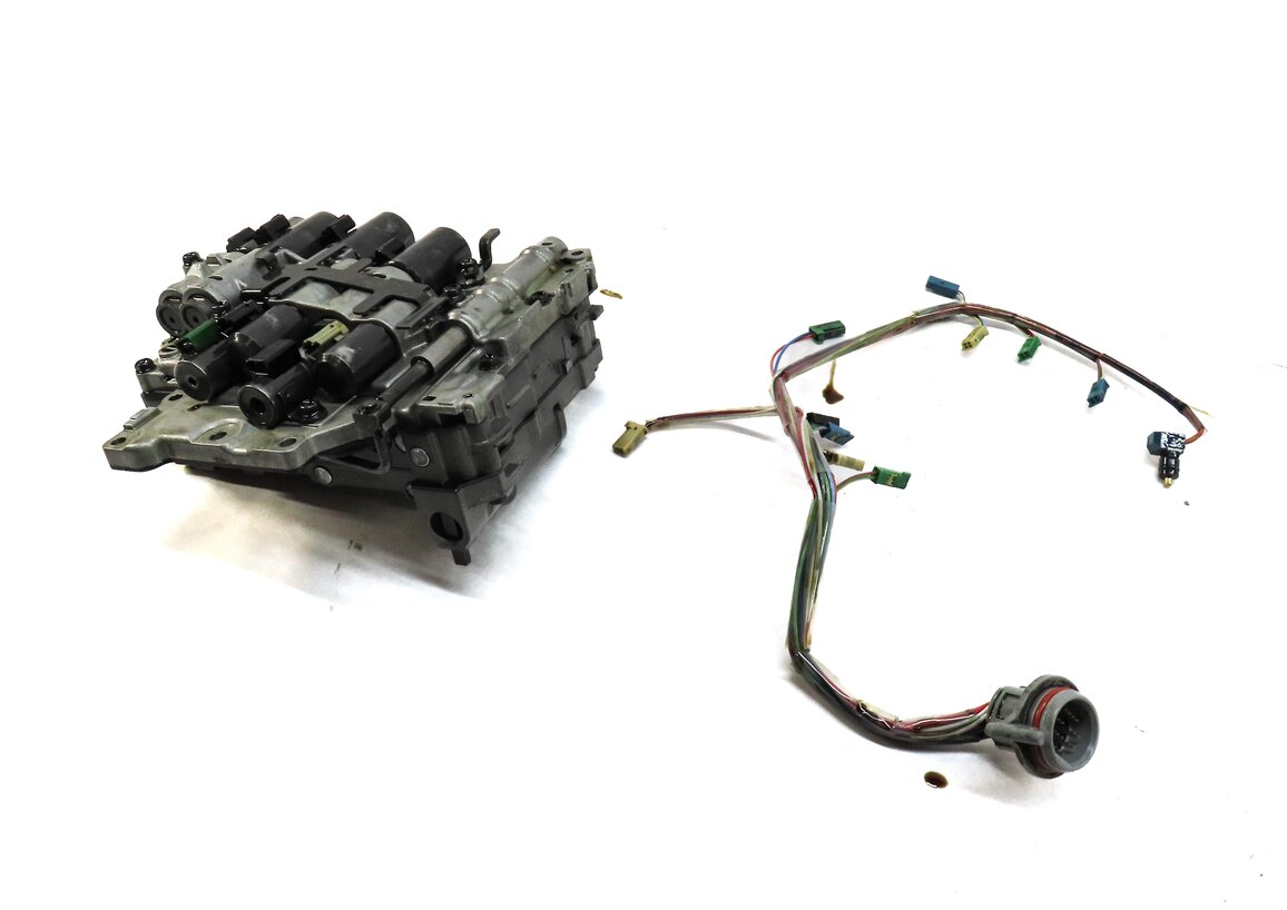 2012-2015 LAND ROVER LR2 RANGE ROVER EVOQUE (L538) AUTO TRANSMISSION VALVE BODY