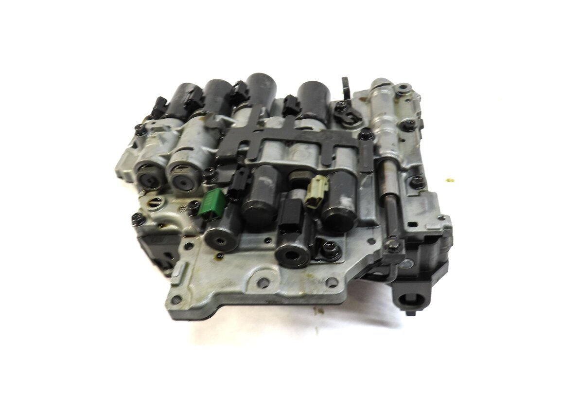 Thumbnail 4: 2012-2015 LAND ROVER LR2 RANGE ROVER EVOQUE (L538) AUTO TRANSMISSION VALVE BODY