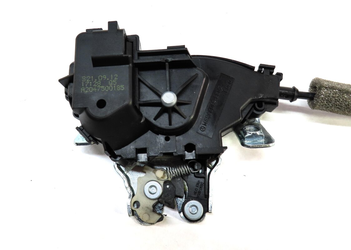 Thumbnail 5: 2013 MERCEDES C CLASS SEDAN (W204) REAR TRUNK LOCK LATCH ACTUATOR 2047500185