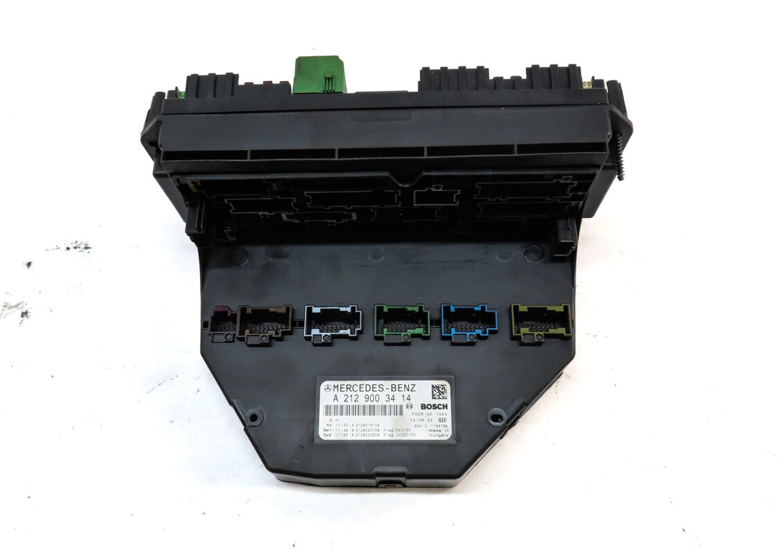 Thumbnail 2: 12-13 MERCEDES E C GLK CLS SLS W204 X204 FRONT SIGNAL ACQUISITION MODULE SAM