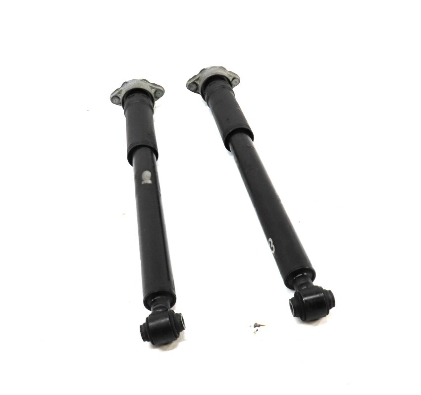 2013 MERCEDES C CLASS SEDAN (W204) REAR LEFT & RIGHT SPORT SUSPENSION SHOCK SET2