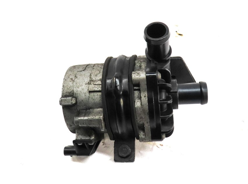 Thumbnail 2: 2012 AUDI A7 C7 4G8 3.0L SUPER CGXB ENGINE AUXILIARY ELECTRIC WATER COOLANT PUMP