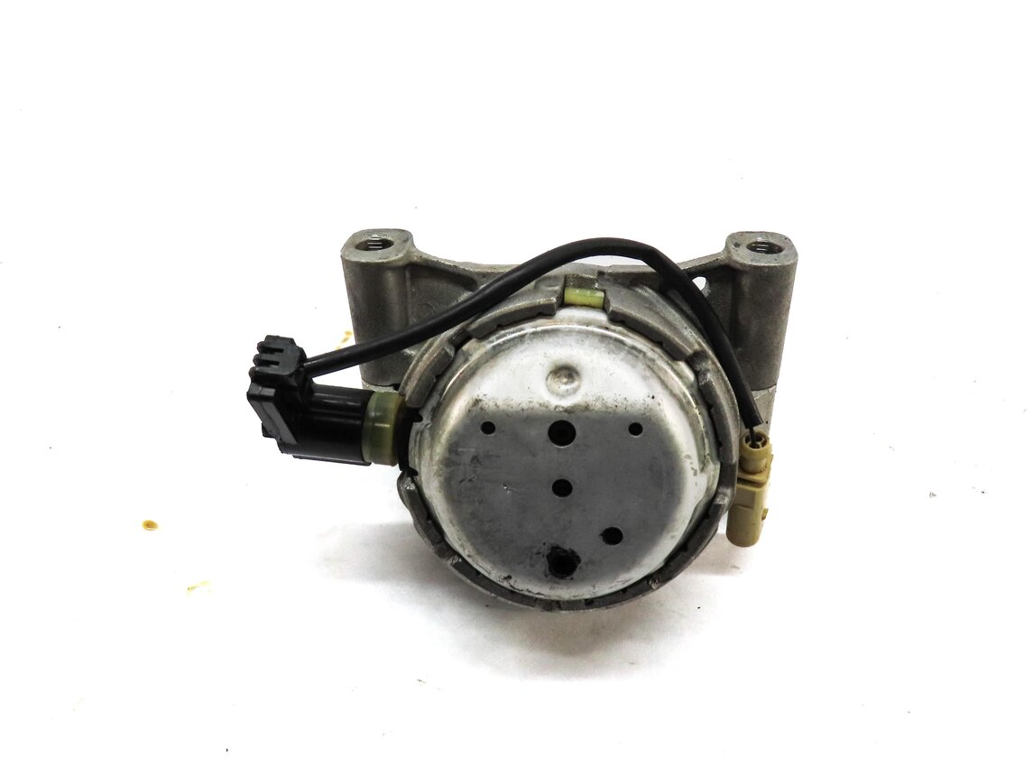 Thumbnail 2: 2012 AUDI A7 (C7 4G8) 3.0L SUPER CGXB ENGINE RIGHT PASSENGER SIDE MOTOR MOUNT