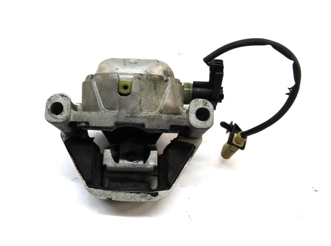 Thumbnail 3: 2012 AUDI A7 (C7 4G8) 3.0L SUPER CGXB ENGINE LEFT DRIVER SIDE MOTOR MOUNT