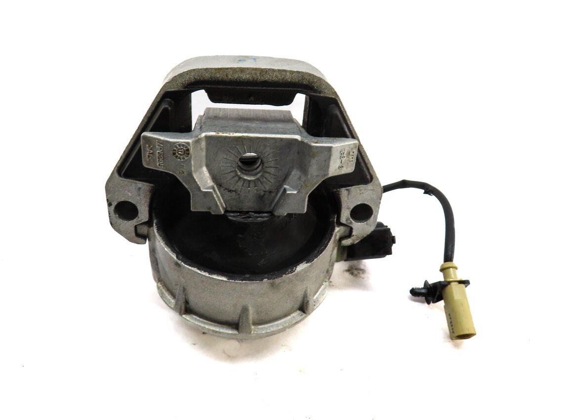 Thumbnail 4: 2012 AUDI A7 (C7 4G8) 3.0L SUPER CGXB ENGINE LEFT DRIVER SIDE MOTOR MOUNT