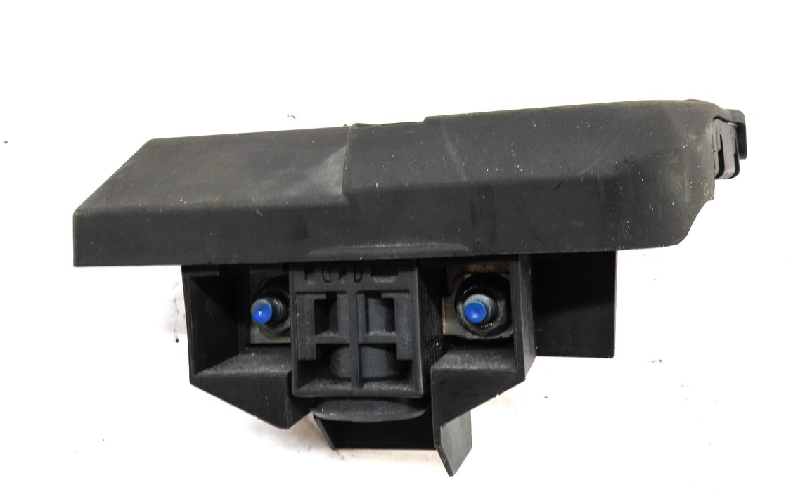 Thumbnail 3: 2012 AUDI A7 (C7 4G8) POSITIVE BATTERY TERMINAL OVERLOAD PROTECTION MODULE
