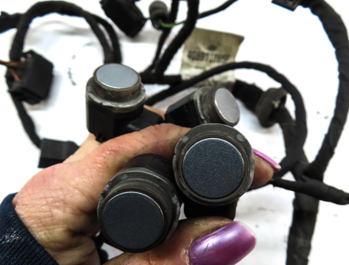 Thumbnail 5: 2012 AUDI A7 (C7 4G8) REAR PARK ASSIST PDC SENSOR SET4 (GRAY) w/ WIRING HARNESS