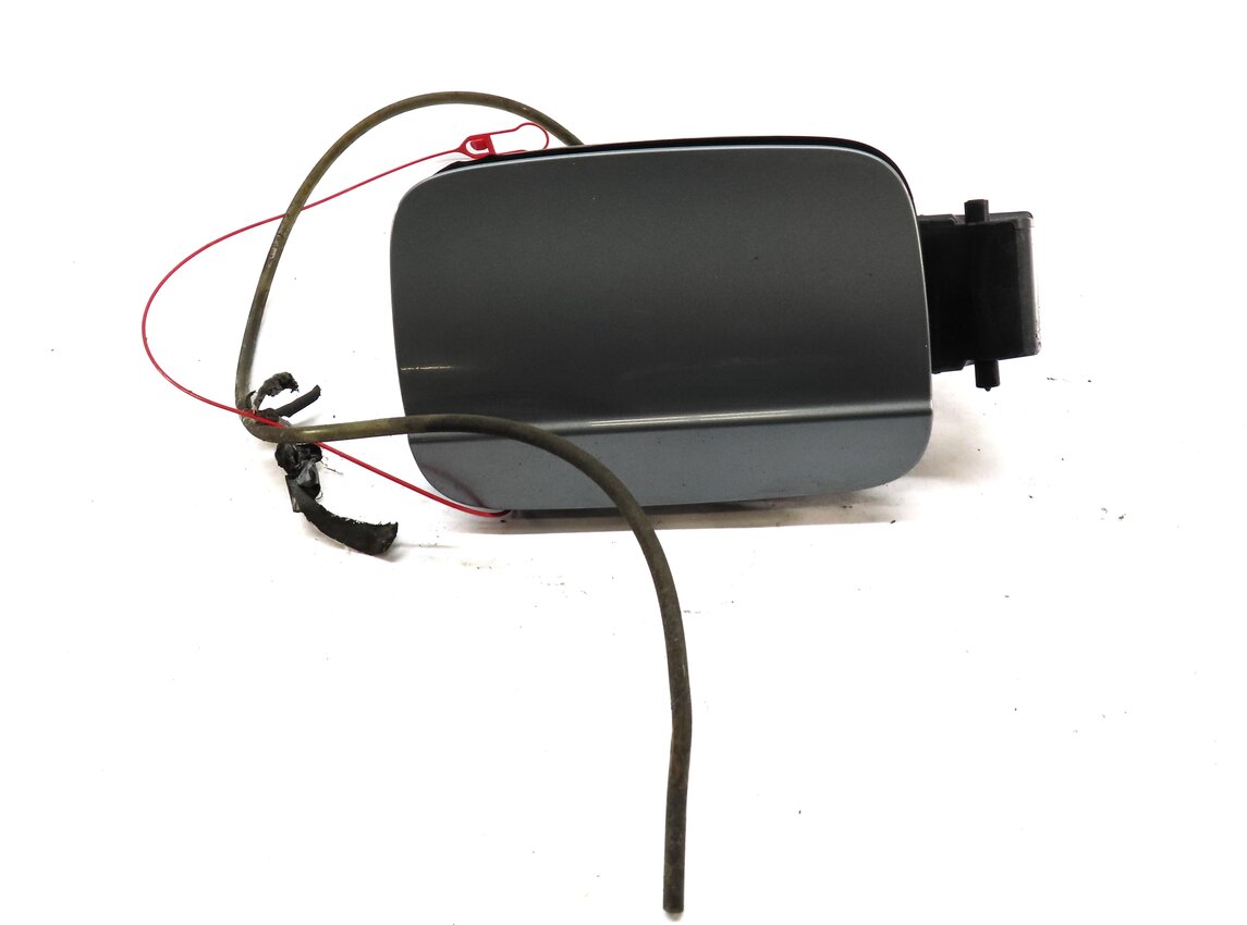 Thumbnail 2: 2012-2018 AUDI A7 S7 RS7 (C7 4G8) FUEL TANK DOOR LID COVER TRIM (QUARTZ GRAY)
