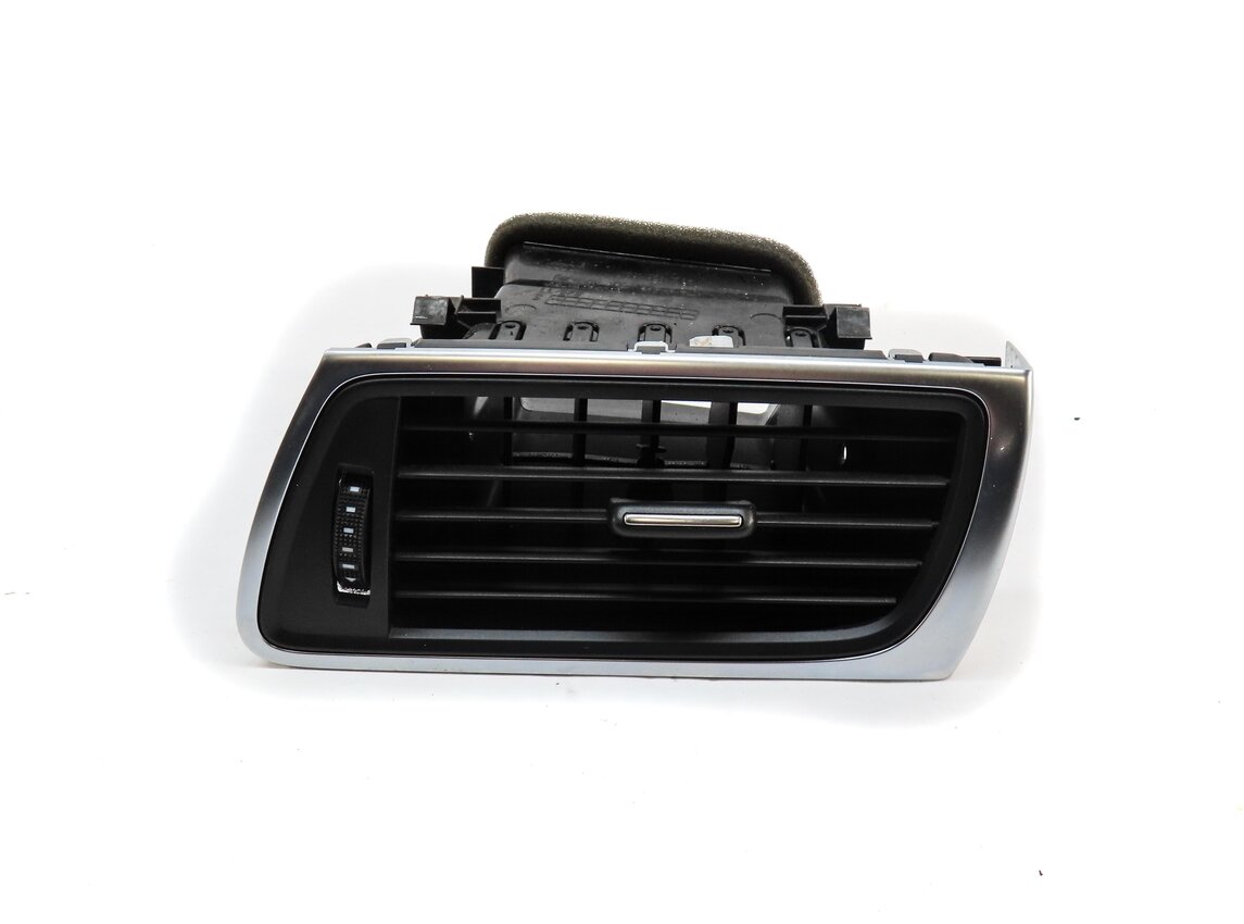 Thumbnail 2: 2012 AUDI A7 (C7 4G8) FRONT RIGHT PASSENGER OUTER A/C HEATER AIR VENT 4G8820902A