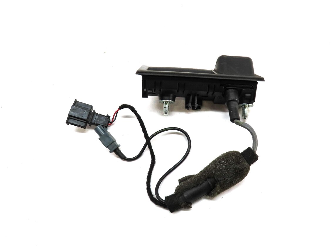Thumbnail 4: 08-17 AUDI A4 S4 A5 S5 A7 S7 Q3 Q5 (B8 C7 4G8 8K 8T 8R) TRUNK HANDLE w/ CAMERA