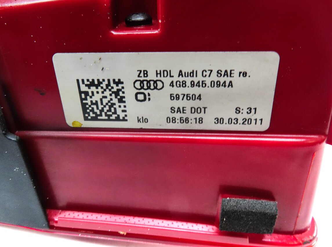 Thumbnail 5: 12-15 AUDI A7 S7 (C7 4G8) REAR RIGHT PASSENGER INNER TRUNK TAILLIGHT LIGHT LAMP