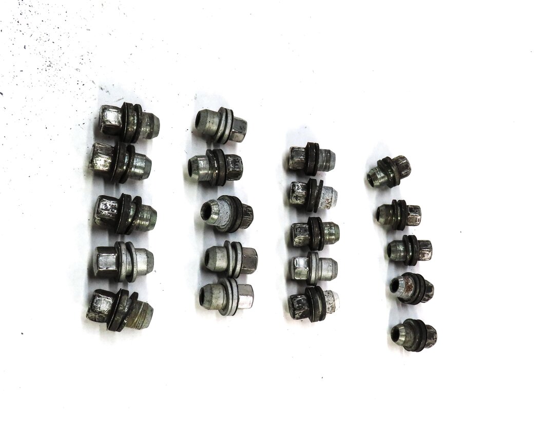 Thumbnail 4: 2005-2018 LR3 LR4 DISCOVERY RANGE ROVER SPORT WHEEL TIRE RIM LUG NUT SET (20)